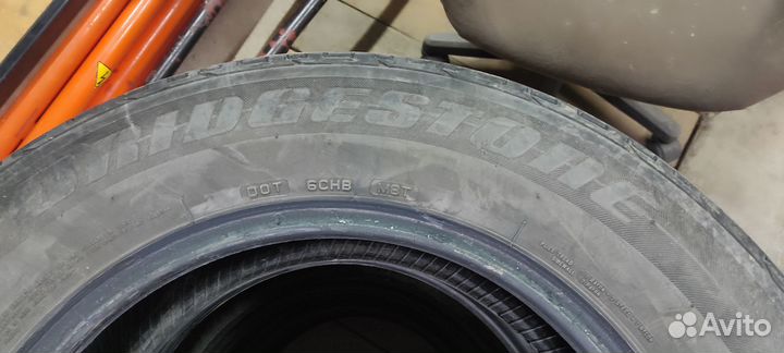 Bridgestone Dueler APT IV 215/65 R16