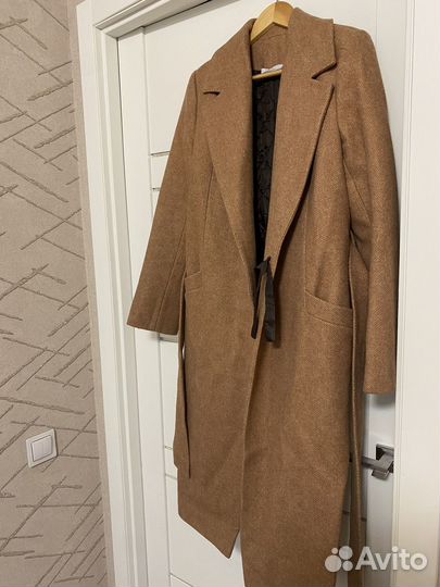 Пальто шерстяное