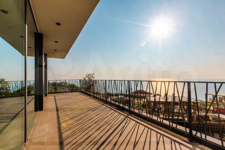 Коттедж 180 м² на участке 8 сот.