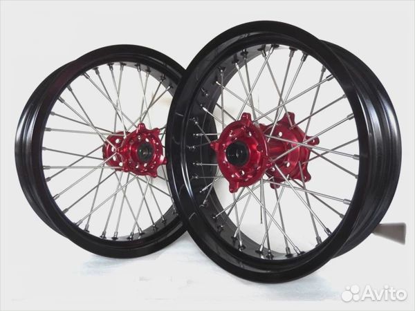 Колесо заднее Suzuki D.I.D DirtStar / Talon 17x4,5