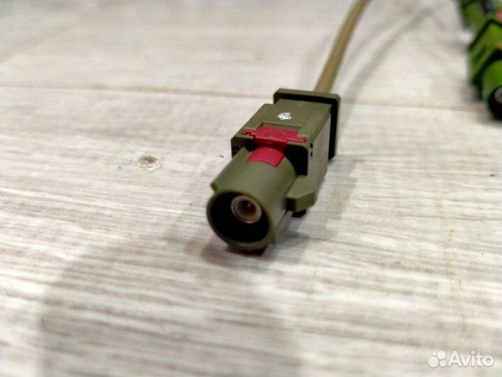 Усилитель антенны Bmw 525I Левый Руль Пробег: