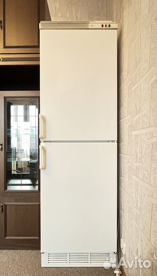 Холодильник rosenlew