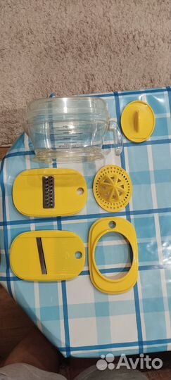 Терка-соковыжималка для цитрусовых