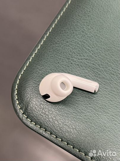 Наушник Airpods Pro L оригинал б.у