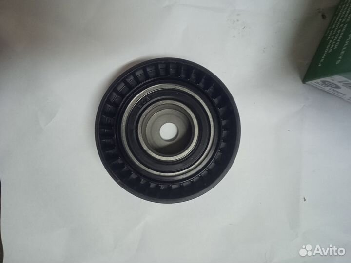 Натяжной ролик BMW