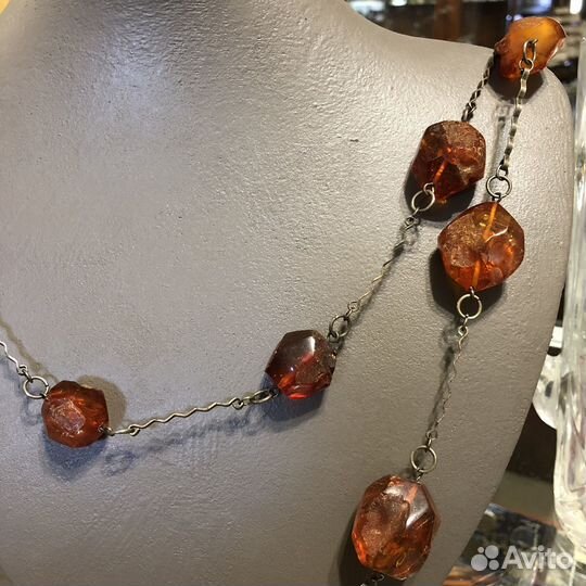 Колье янтарь