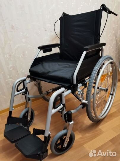 Инвалидная коляска новая