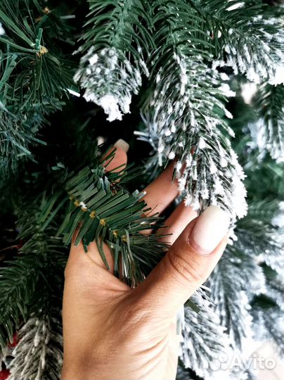 Елка искусственная