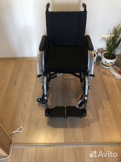 Коляска инвалидная комнатная