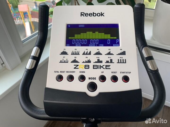 Reebok ZR8 Bike