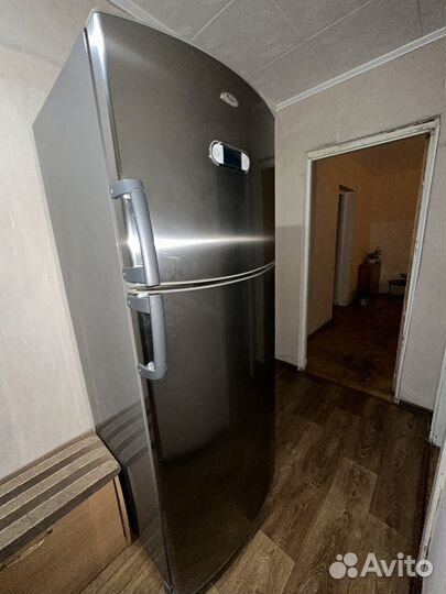 Холодильник whirlpool