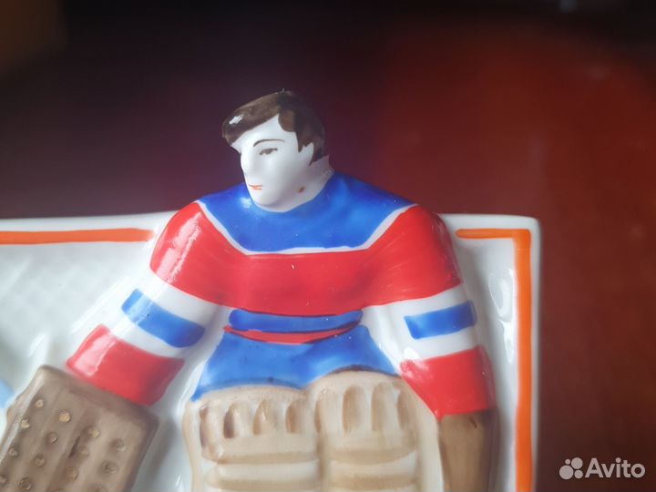 Статуэтка фарфор СССР вратарьтретьяк