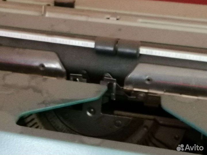 Печатная электрическая пишущая машинка Оптима