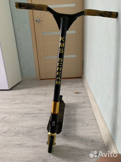 Трюковой самокат