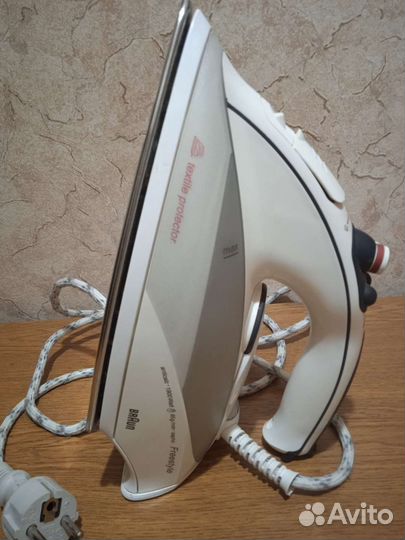 Утюг Braun Freestyle