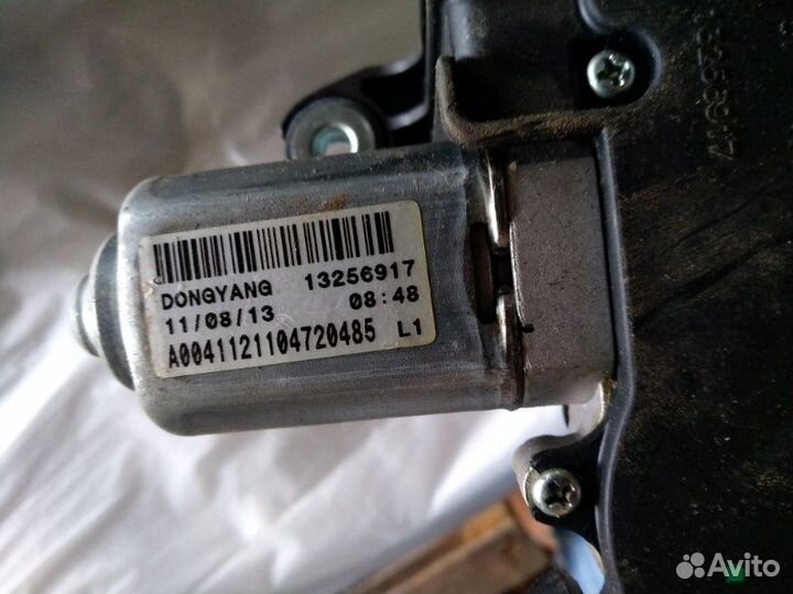 Мотор дворников Opel Astra J хэчбек A 16 LET 2012