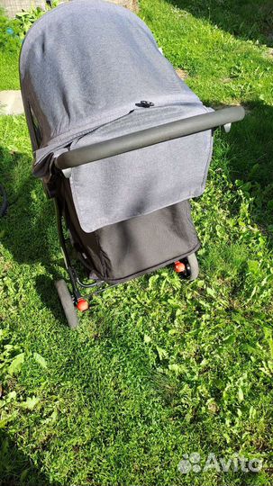 Детская прогулочная коляска Urbini LC400