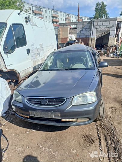 Разбор на запчасти Hyundai Accent