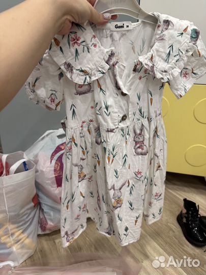 Платье и ботинки для девочки