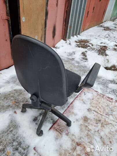 Компьютерное кресло