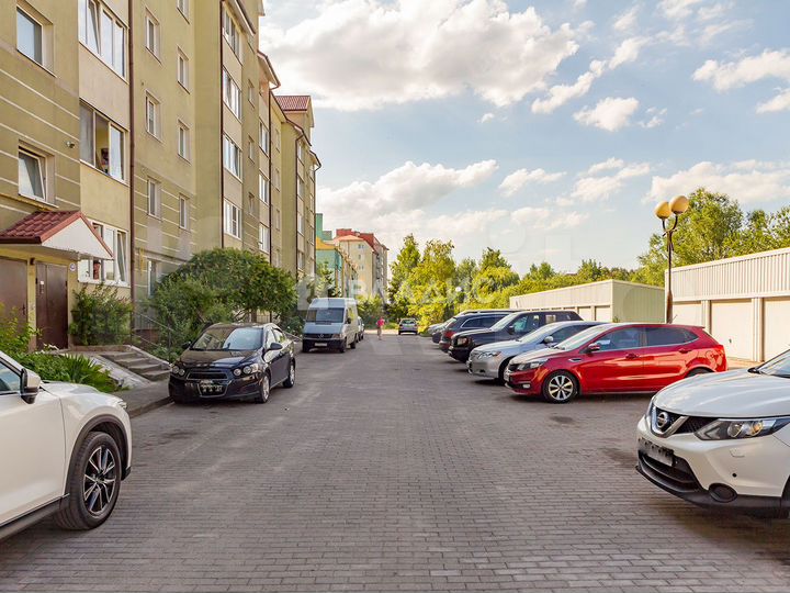 3-к. квартира, 102 м², 6/6 эт.