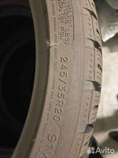 Michelin Alpin 4 245/35 R20
