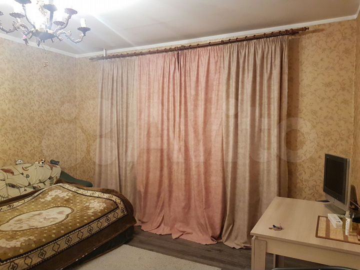 Комната 17 м² в 3-к., 1/14 эт.