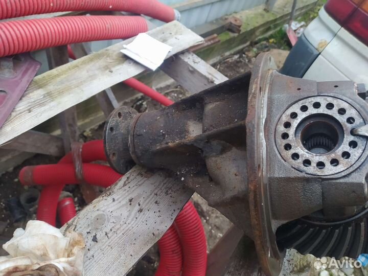 Редуктор заднего моста, Mitsubishi L400