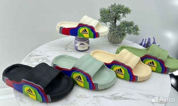 Шлепанцы adidas