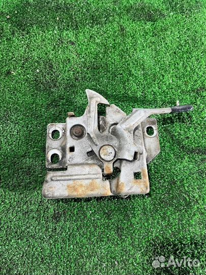 Замок капота Honda CR-V