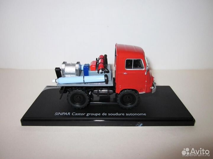Модель 1/43 Sinpar Castor Renault Eligor