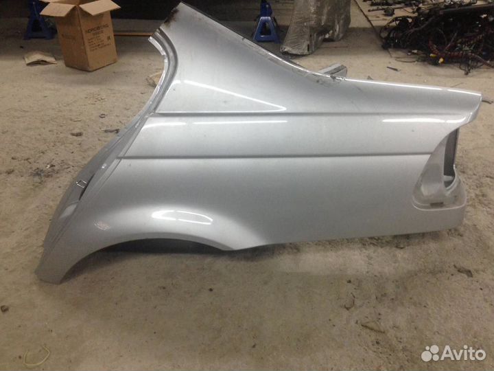 Крыло заднее левое BMW E46 седан