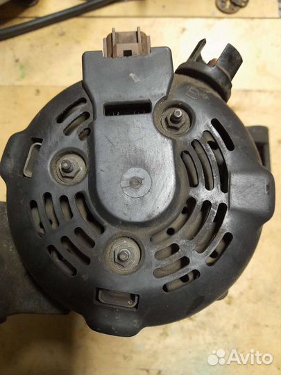 Форд Фокус 2 генератор 1.8, 2.0 б/у оригинал