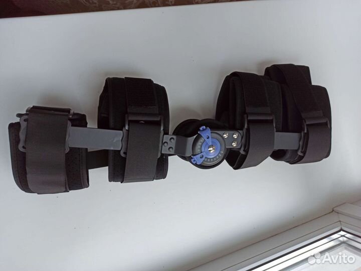 Ортез на коленный сустав