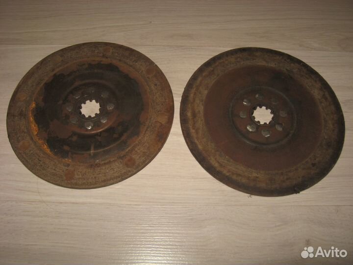 Накладки на диск сцепления (возможно) Москвич 180м