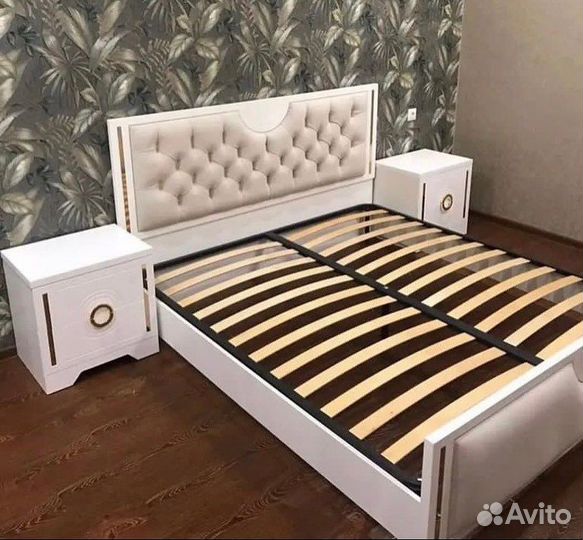 Спальный гарнитур новый