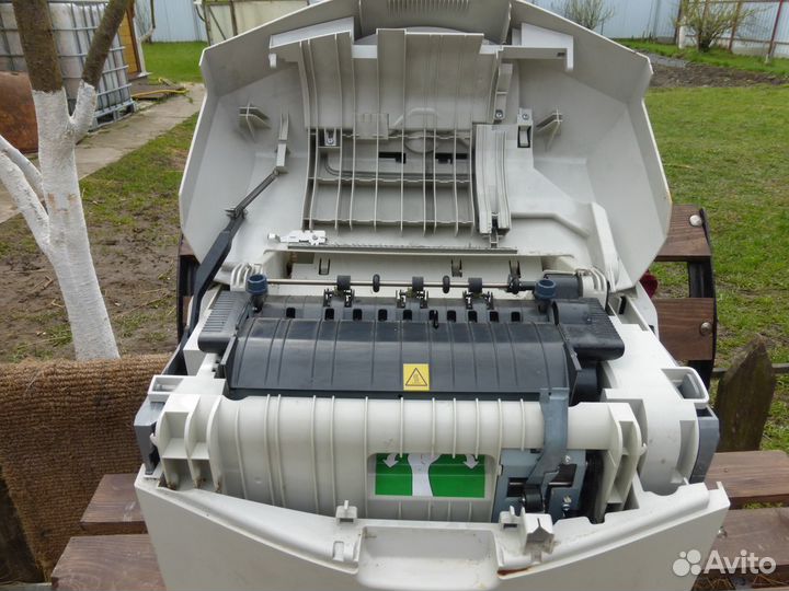 Цветной лазерный принтер