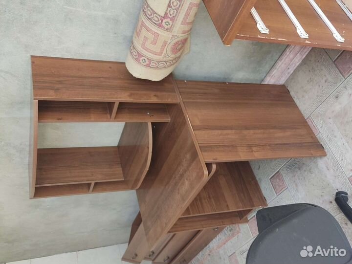 Компьютерный стол