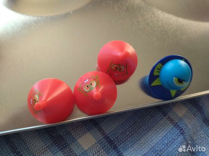 Почти полный набор волчков из окея