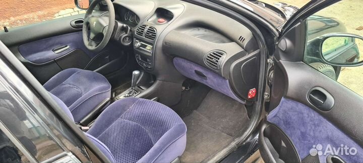 Авто в разбор Peugeot 206, 1.4, АКПП