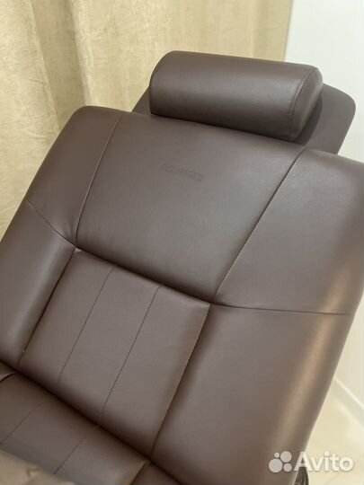 Массажный стол Yamaguchi (Ямагучи) Sapporo новый