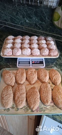 Домашние пельмени, замороженные полуфабрикаты