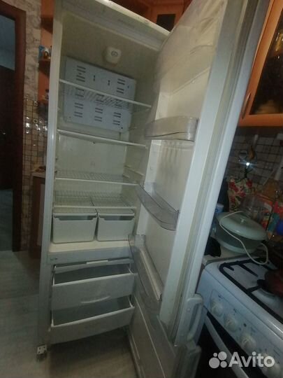 Холодильник бу