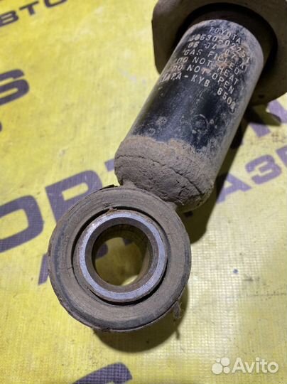 Задние амортизаторы Toyota Corolla E120