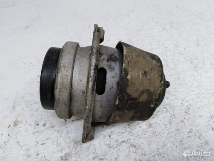 Подушка двигателя Порше