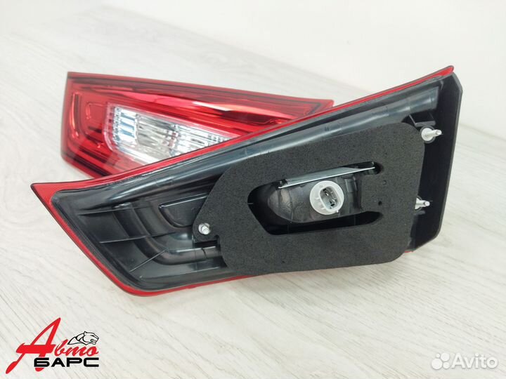 Фонарь левый/правый внутренний Mitsubishi ASX