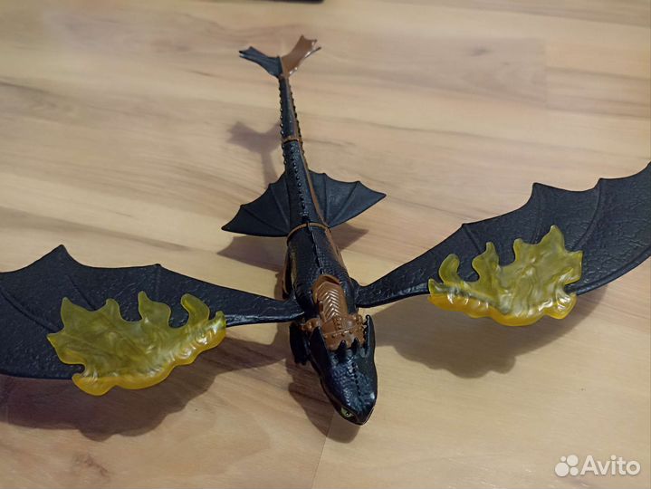 Как приручить дракона беззубик 2013 бочка вращение