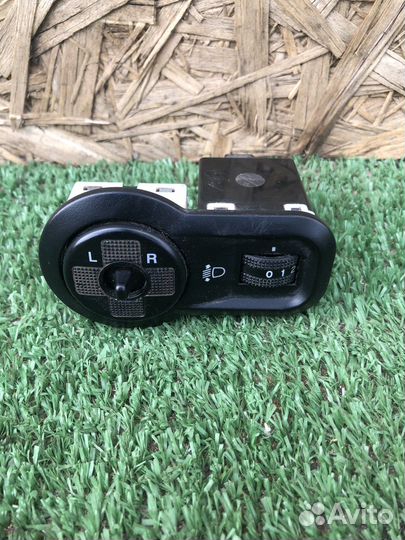 Блок управления зеркалами Kia Spectra