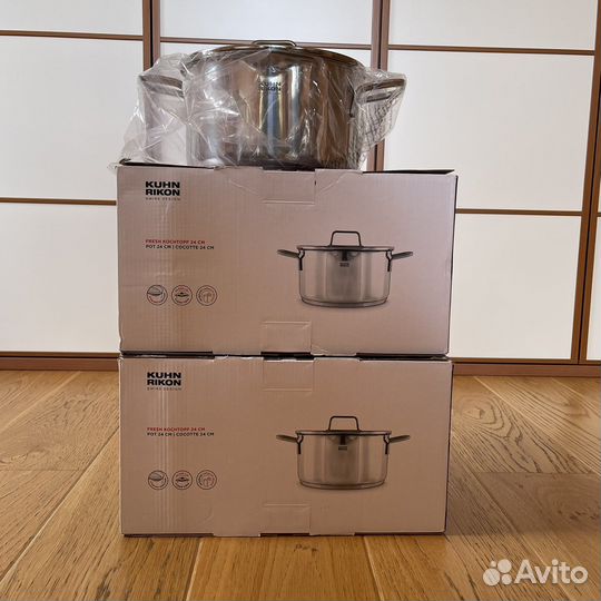 Кастрюля из нержавейки новая