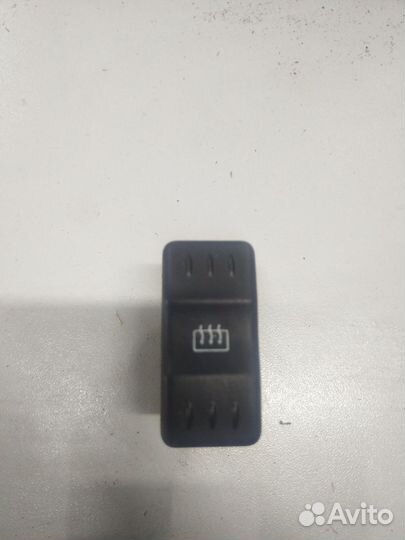 Renault Logan l (2004-2015) кнопка обогрева стекла